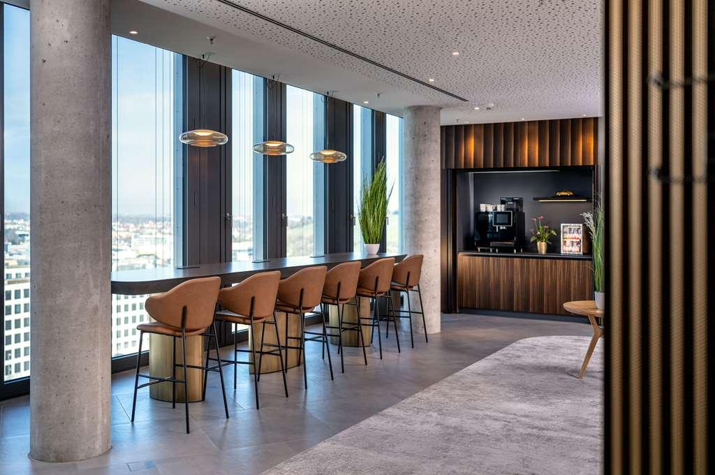 Radisson Blu Hotel At Porsche Design Tower Stuttgart Facilities photo