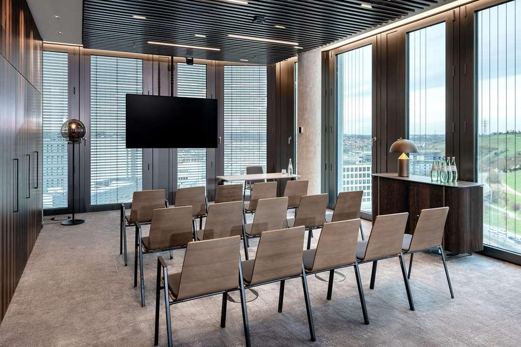 Radisson Blu Hotel At Porsche Design Tower Stuttgart Facilities photo